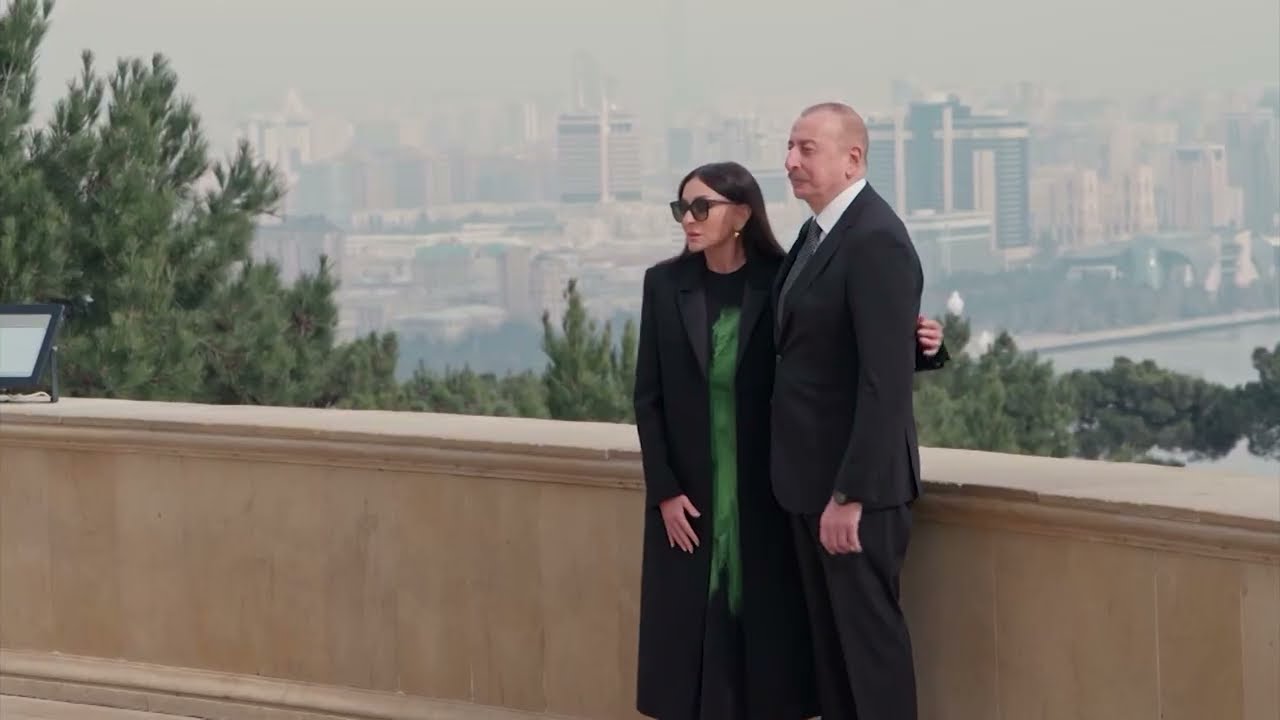 President Ilham Aliyev paid tribute to Azerbaijani martyrs