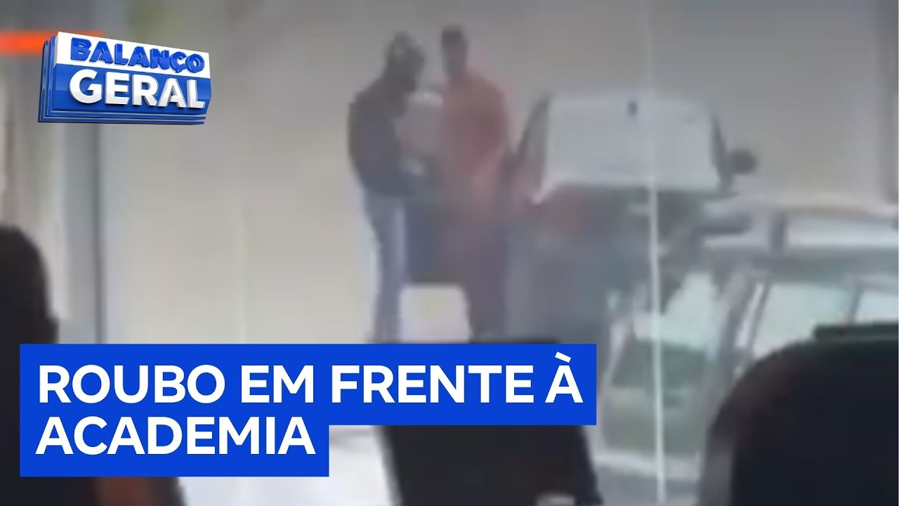 Passageiros de ônibus registram roubo de veículo na porta de academia