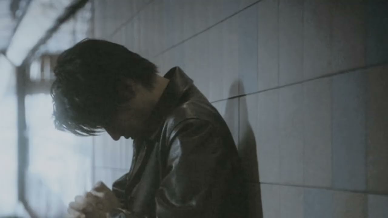 비겁한 사람은 영겁의 사랑을 원한다