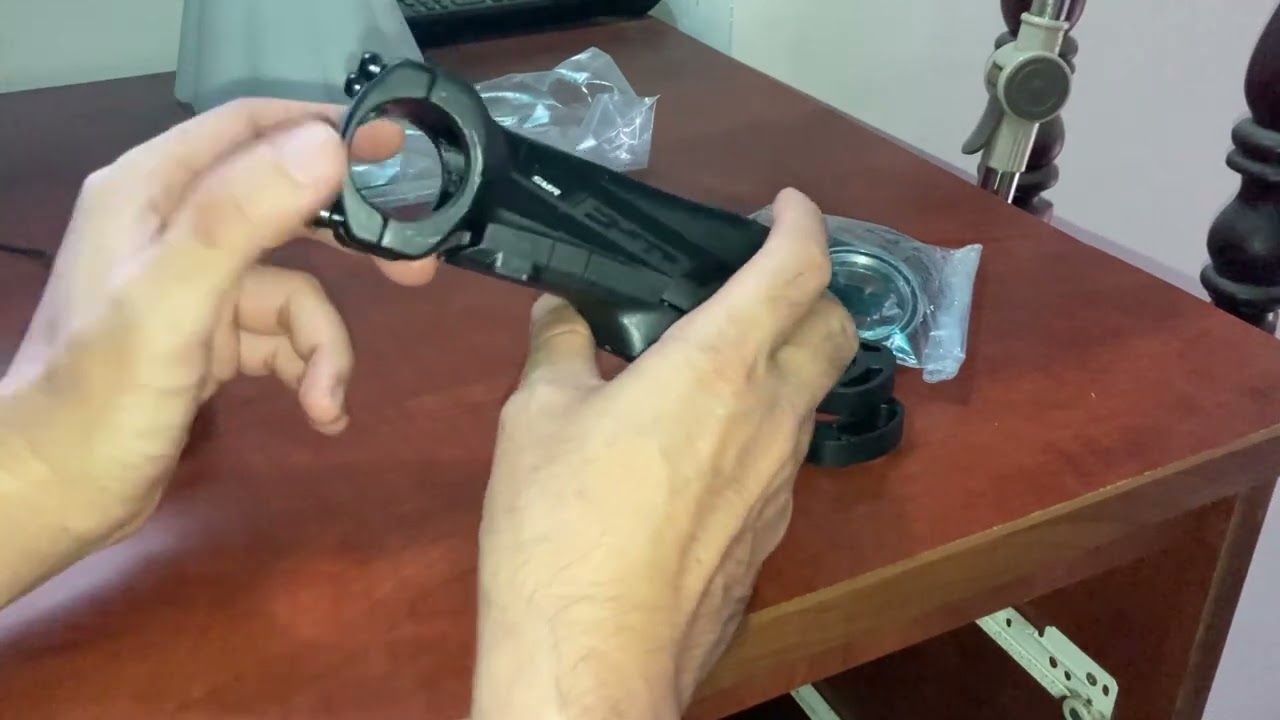 Giới thiệu về stem FSA SMR và chia sẻ về integrated handlebar và hidden cable