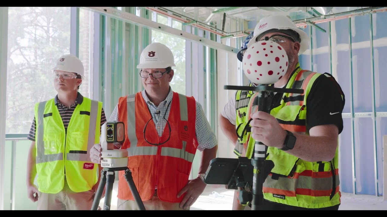 See How the Leica iCS Construction Sensor Tracks with Stunning Accuracy