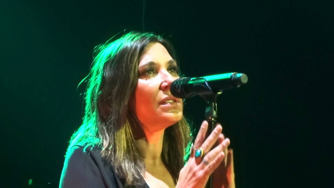 Zazie - Pise (Live @ Folies Bergères)