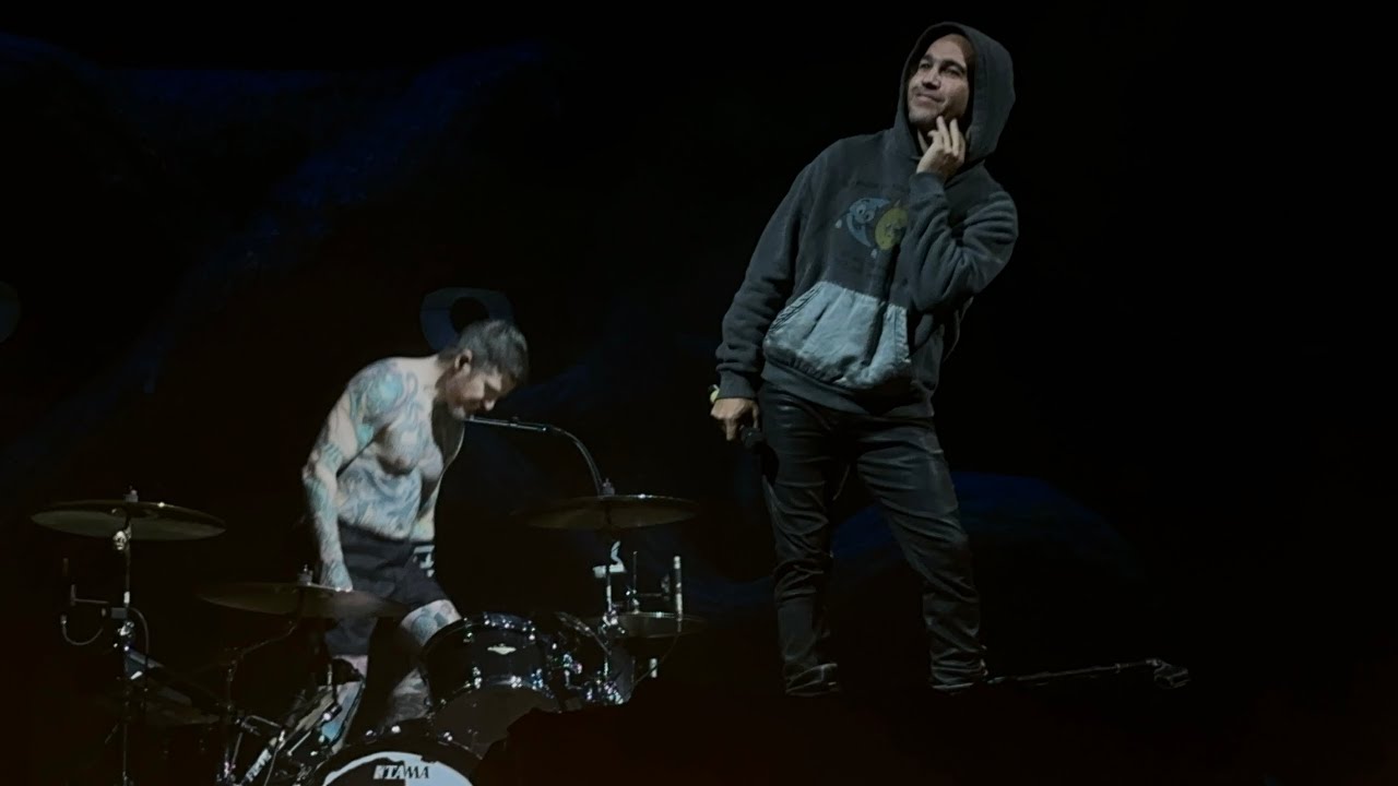 Fall Out Boy LIVE - So Much For Stardust LIVE DEBUT (11.02.23) London Night 1