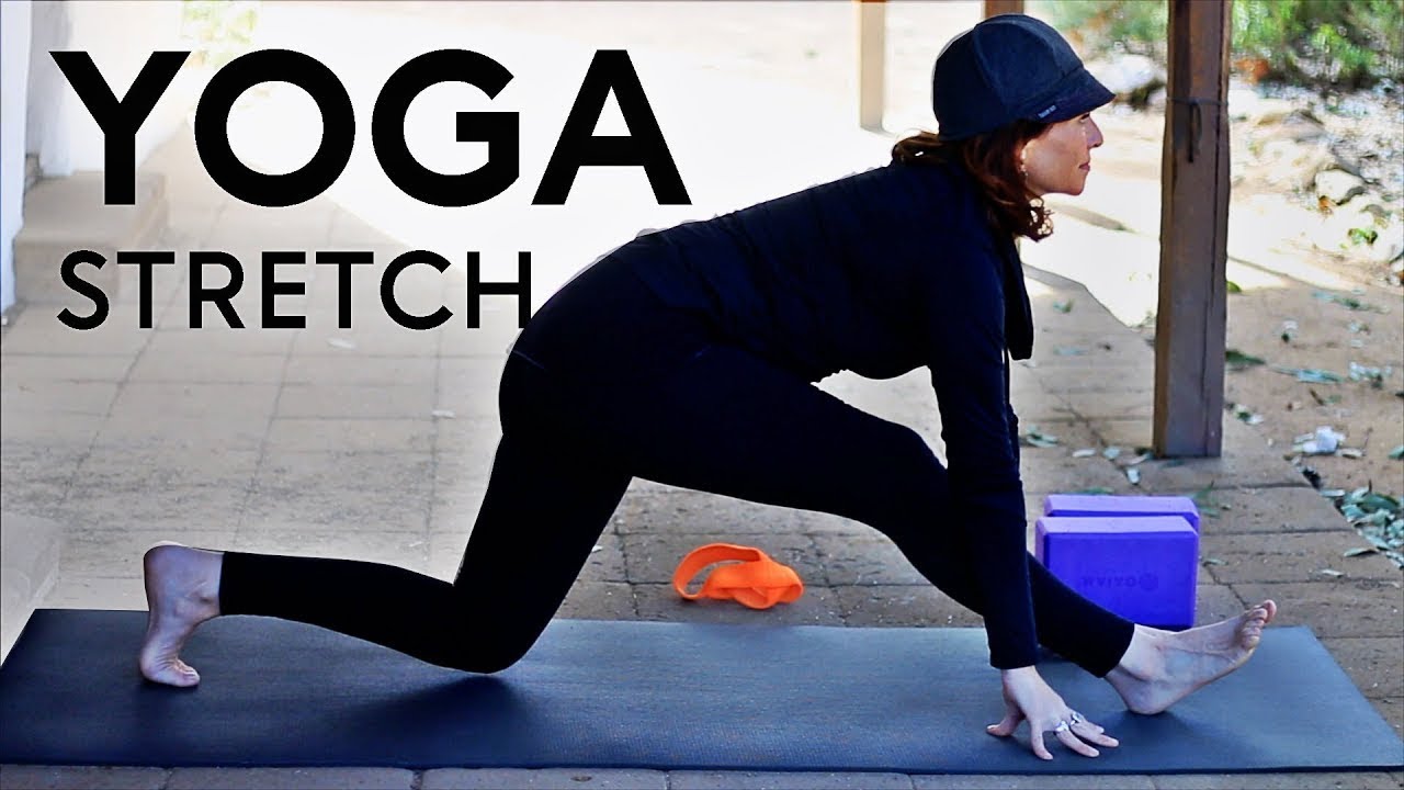 20 Minute Full Body Yoga Stretch (For an energizing Morning) | Fightmaster Yoga Videos