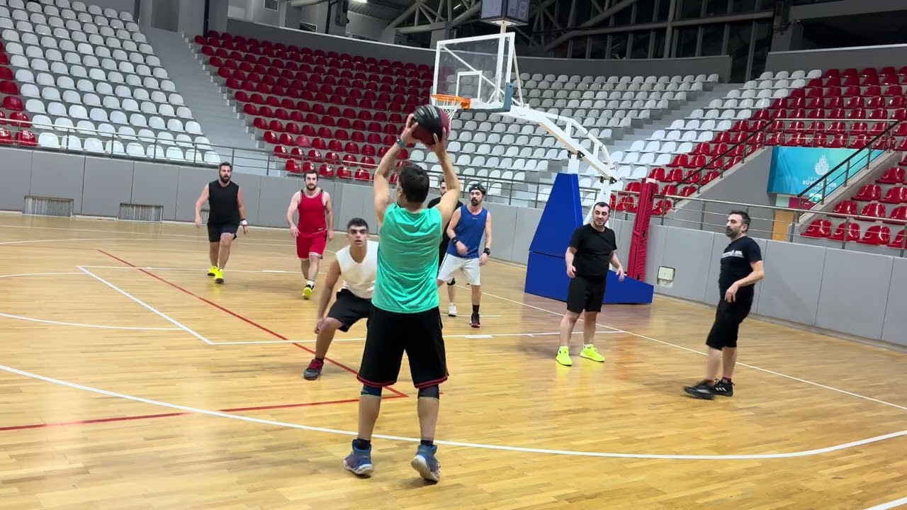 4vs4 kapalı saha basketbol maçı 1/2