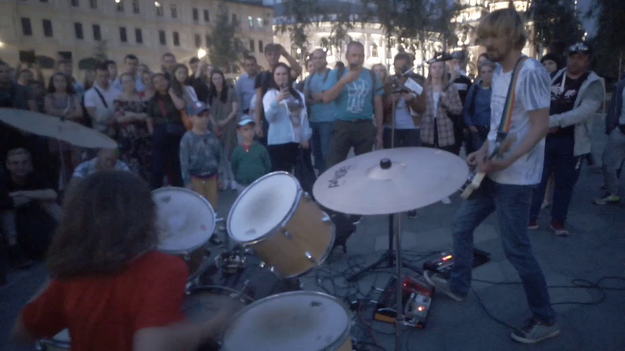 IMPRO by Nickolay&Jeka Petrovskii Банда Лучшие друзья Красная площадь, 2 09 2019