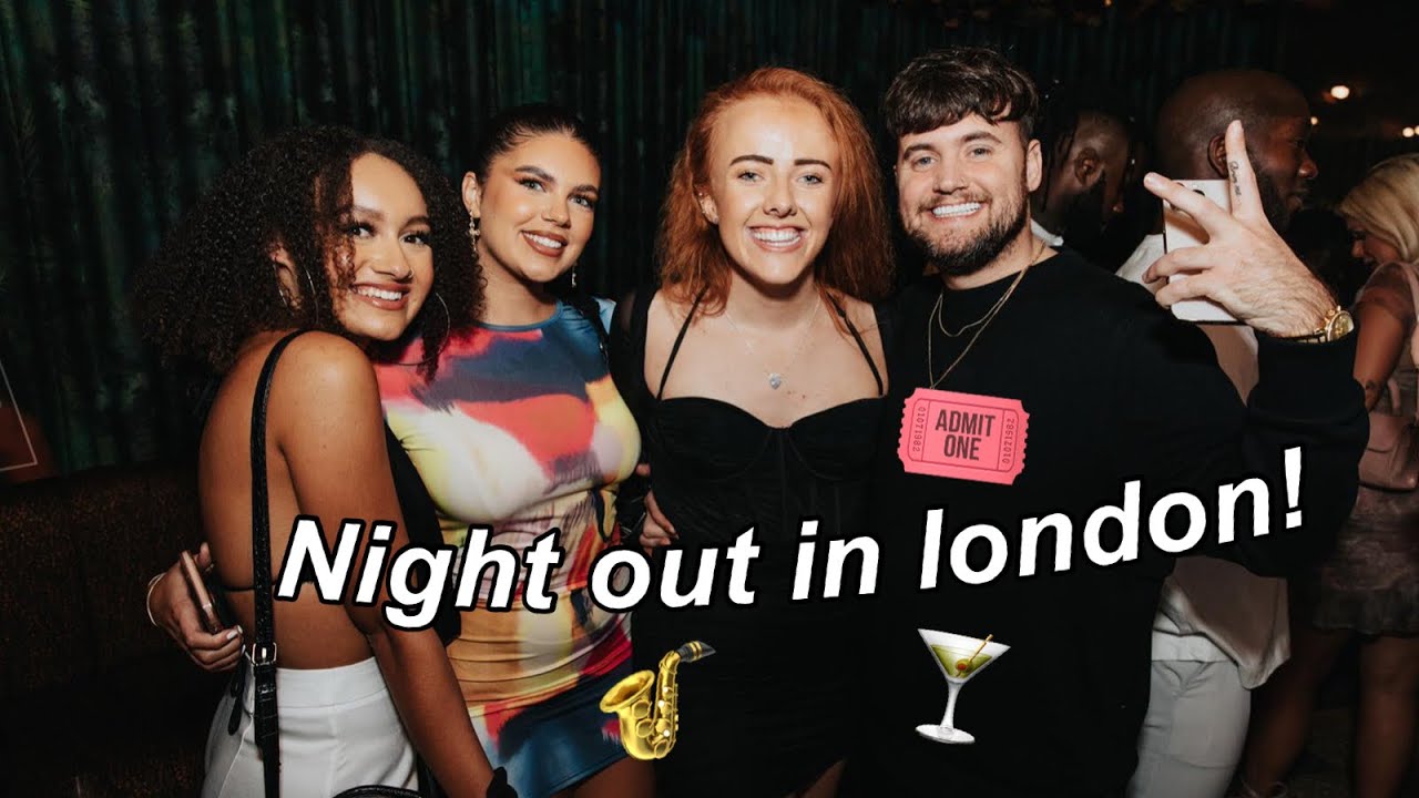 COME ON A NIGHT OUT WITH US! London Vlog! | Sophie Clough
