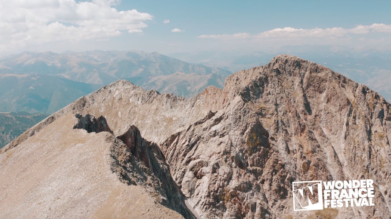 Survol du Pic du Canigou en drone - Wonder France Festival