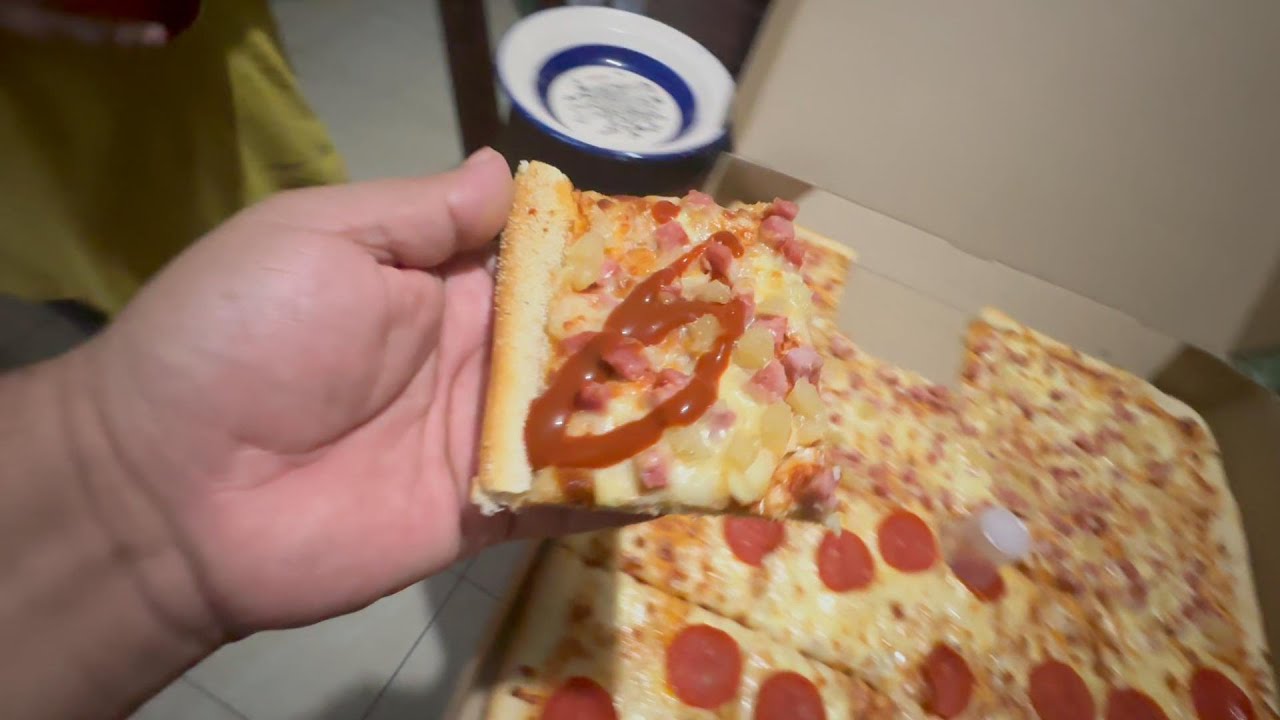COMIENDO PIZZA Y FUIMOS AL RANCHITO