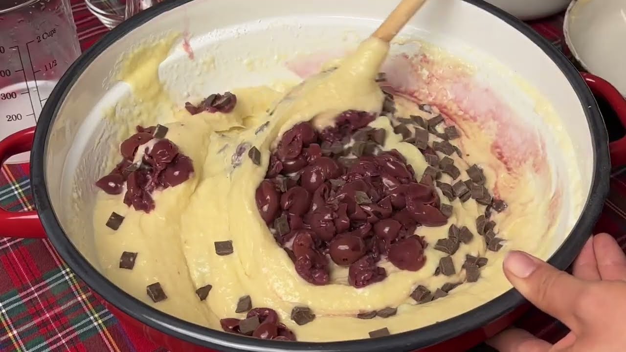 The simplest cherry pie recipe, only 5 minutes of work involved
