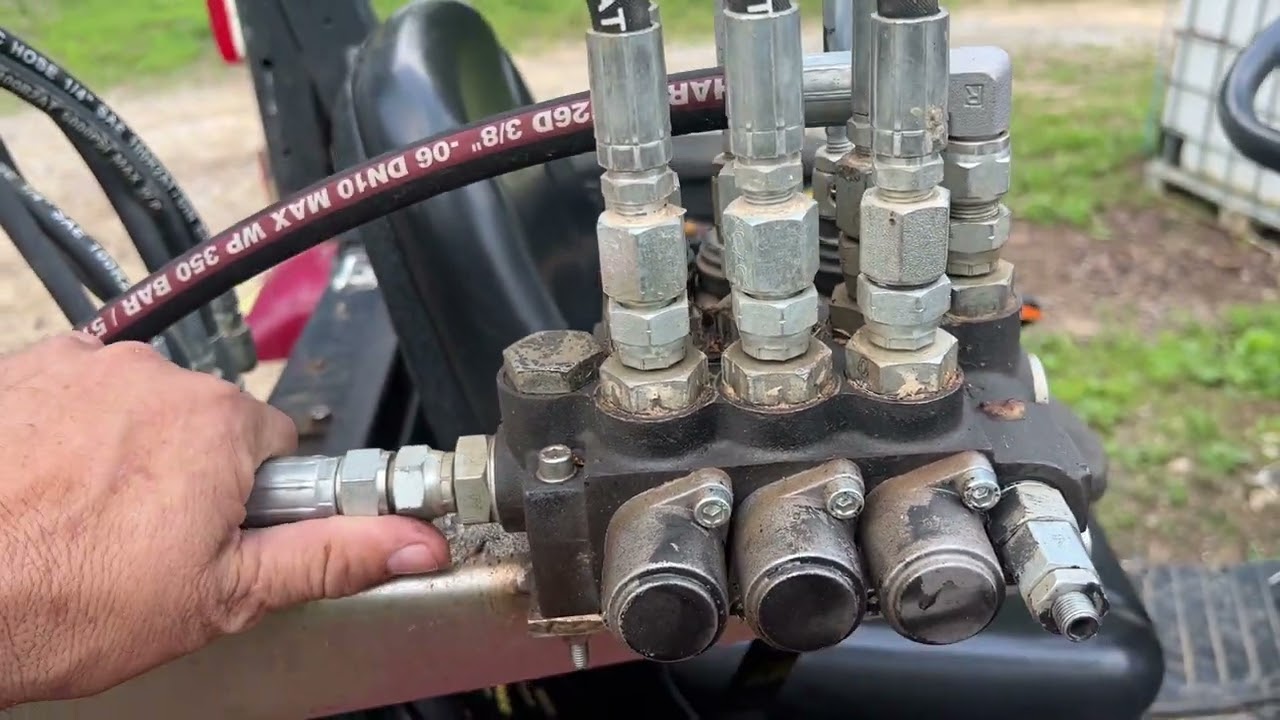 YANMAR TRACTOR  REAR REMOTES
