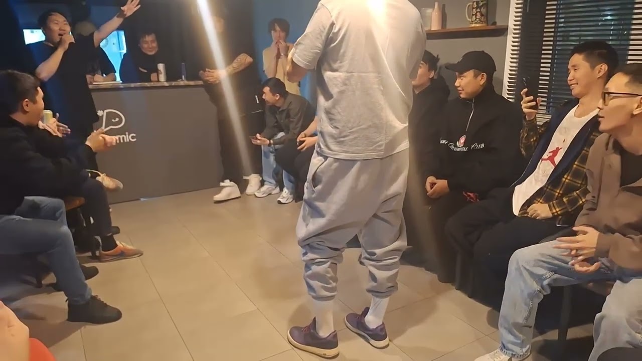 DELV CHIRIKOV vs МИША ВУ (1/8 FINAL) (C-WALK BAR BATTLE 2025 YAKUTSK)