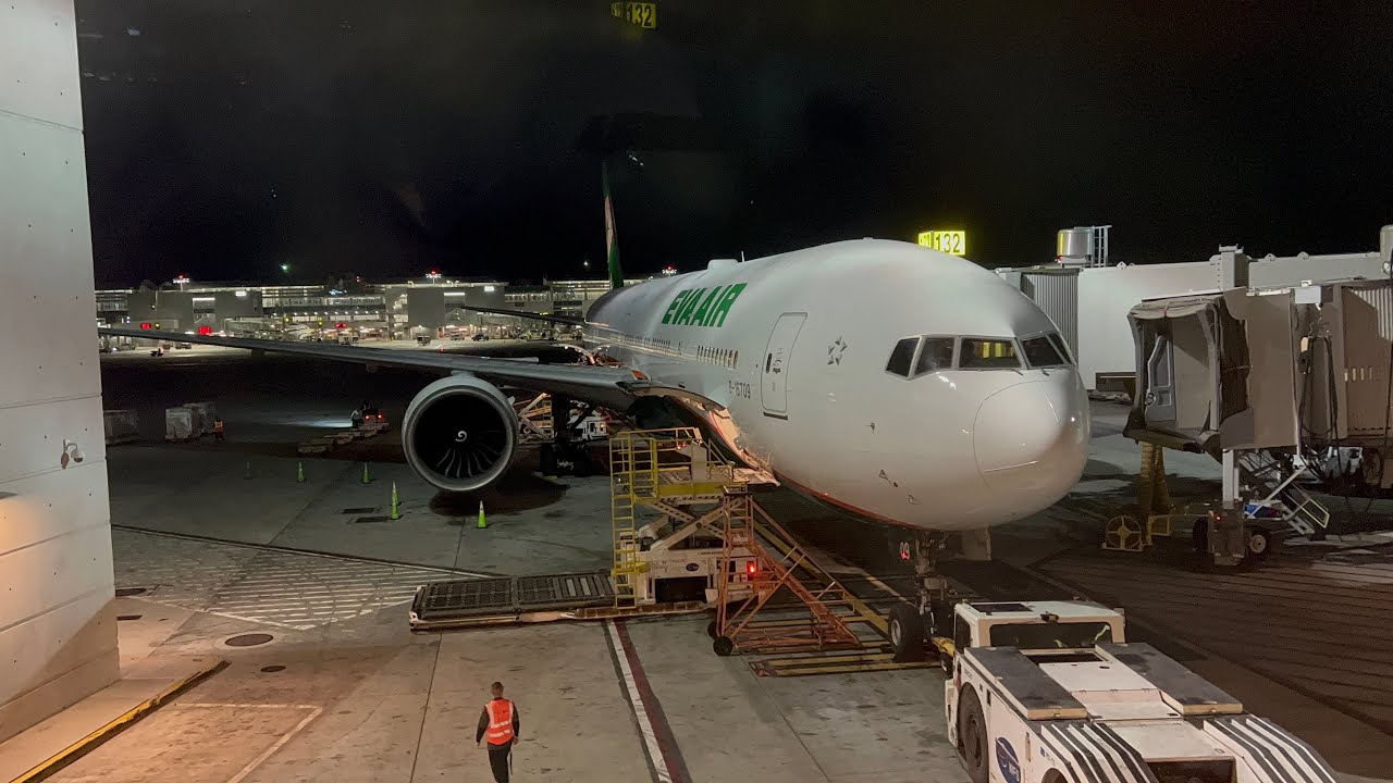 Trip Report: Eva Air Business Class 777-300ER LAX to Taipei