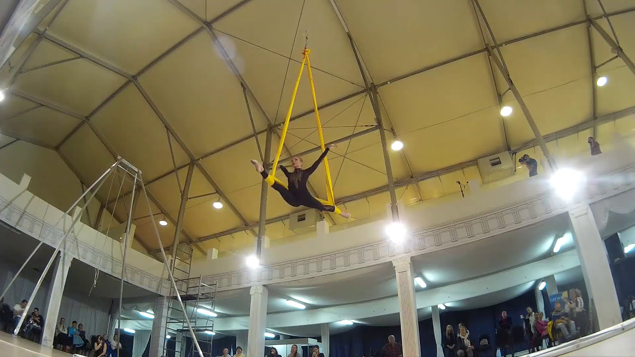 Aerial hammock Fediakova Daria