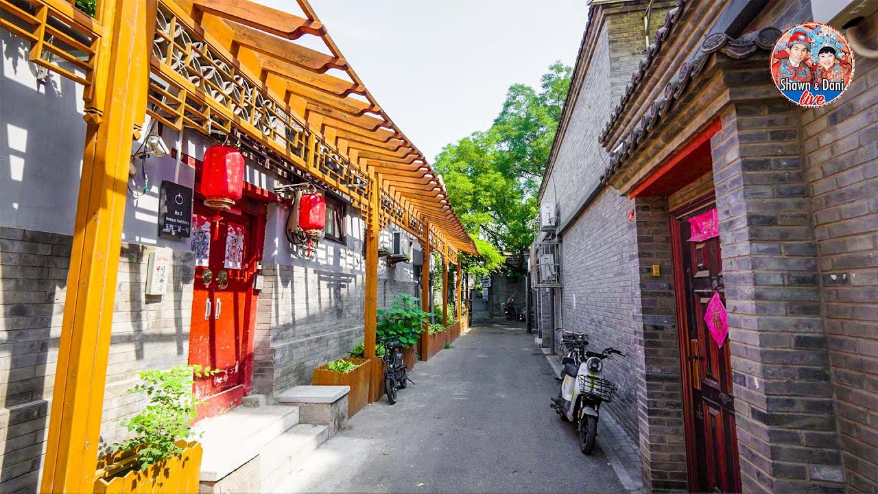 Walking Tour in Hutong of Dongsi, Beijing for a Historical & Poetic Journey #chinatravel