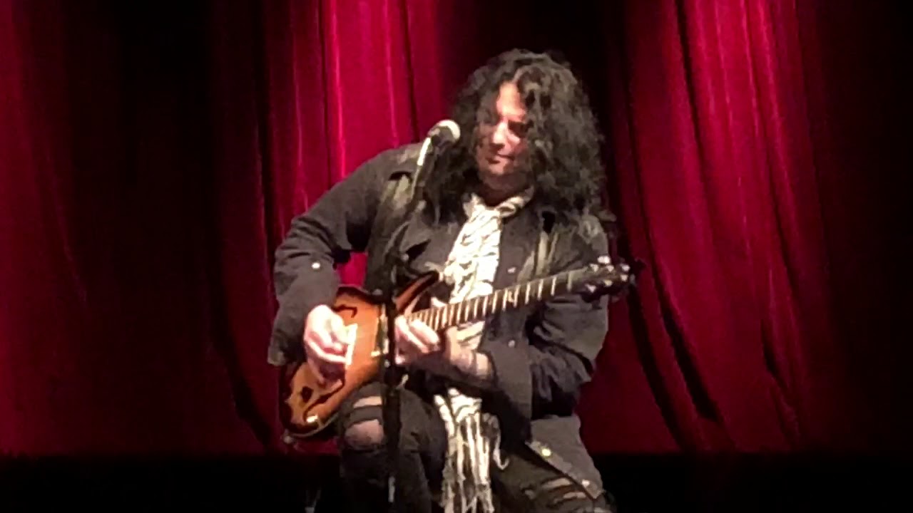 Dizzy Reed from Guns N Roses & Alex Grossi from Quiet Riot - Don&rsquo;t Cry