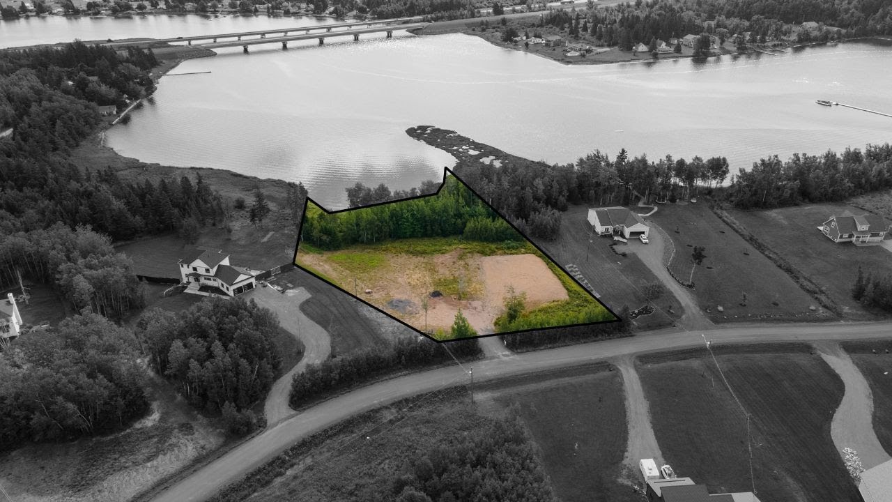 80 Waterfront Drive, Shediac River, NB