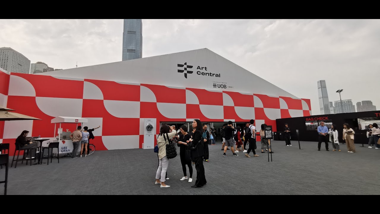中環站 步行往 Art Central by MTR and foot