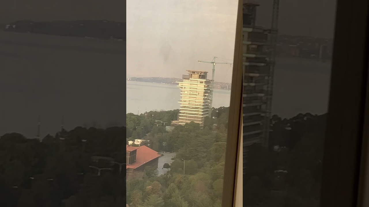 Вид на город с отеля Шератон, Батуми в Грузии