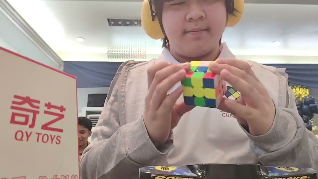 14.88 3bld nr single + mechtwist out of 16.23 asr mean