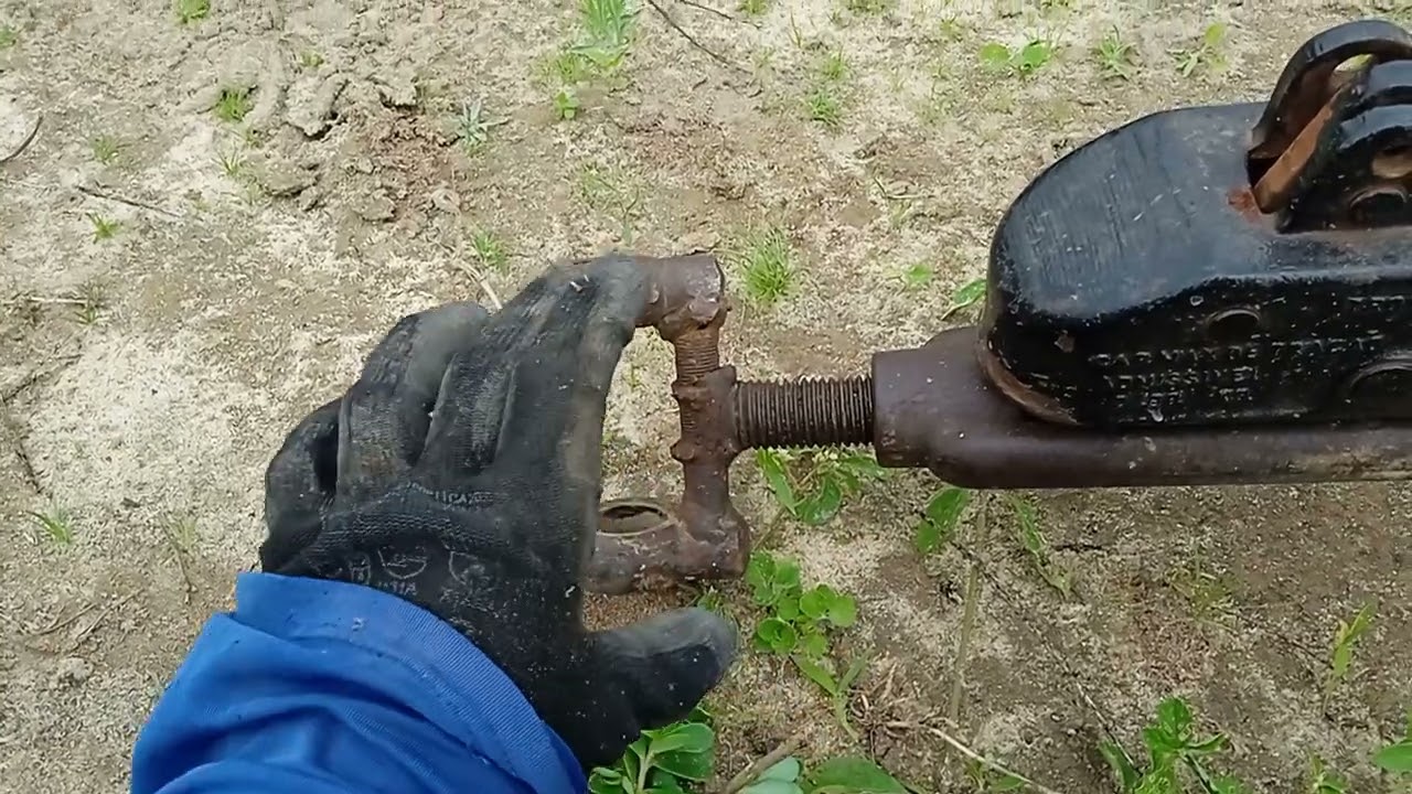 carretinha com engate para o tratorito motocultivador.