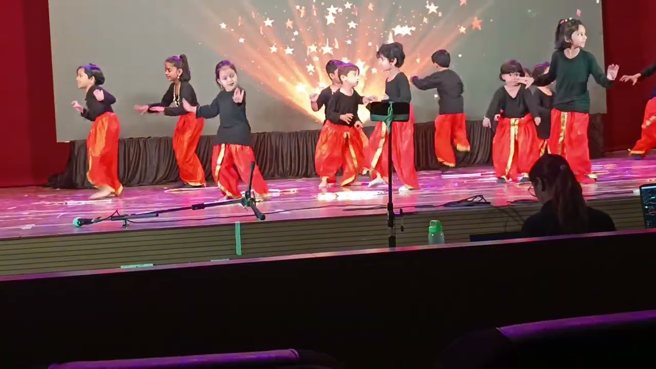 School dance performance... Annual Day 🥳🎉#viral#dance#school#video #youtubeshorts #annualfunction #