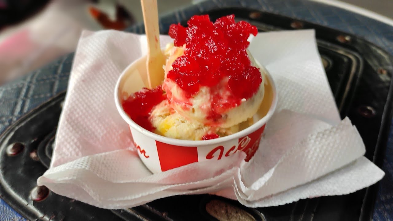 FAMOUS!!! Fruit Ice Cream of Ghaziabad. Mohan Fruit Ice cream Full of Fruits. 40 Year OLD.