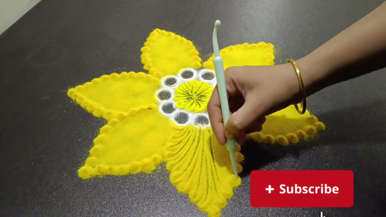 पिवळ्या फुलांची सुंदर आणि सोपी रांगोळी|Beautiful Yellow Floral Rangoli|The Powder Poet#rangoli #art 