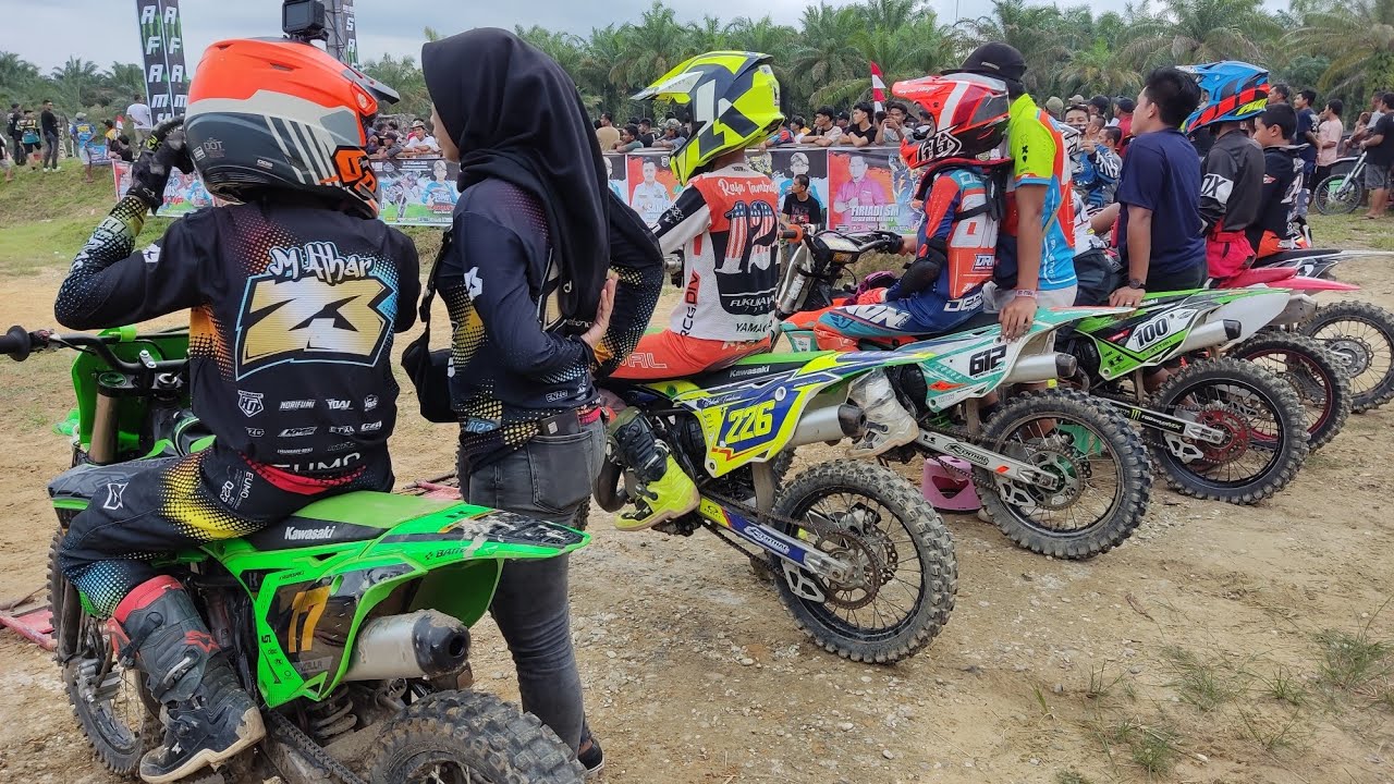 M ATHAR PERDANA PAKAI KAWASAKI KX85!! AKSINYA BIKIN HEBOH WARGA RIAU!!