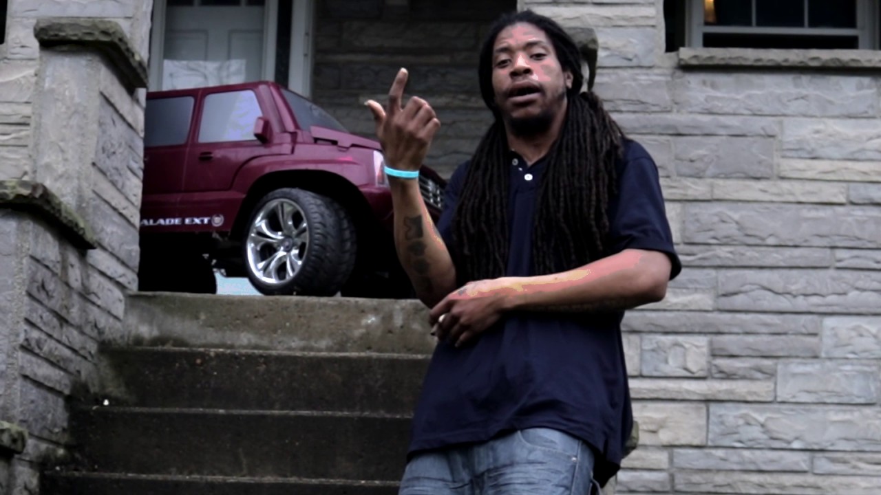 @YUNGGHUTTA - FAMOUS - Shot By @UNti2led