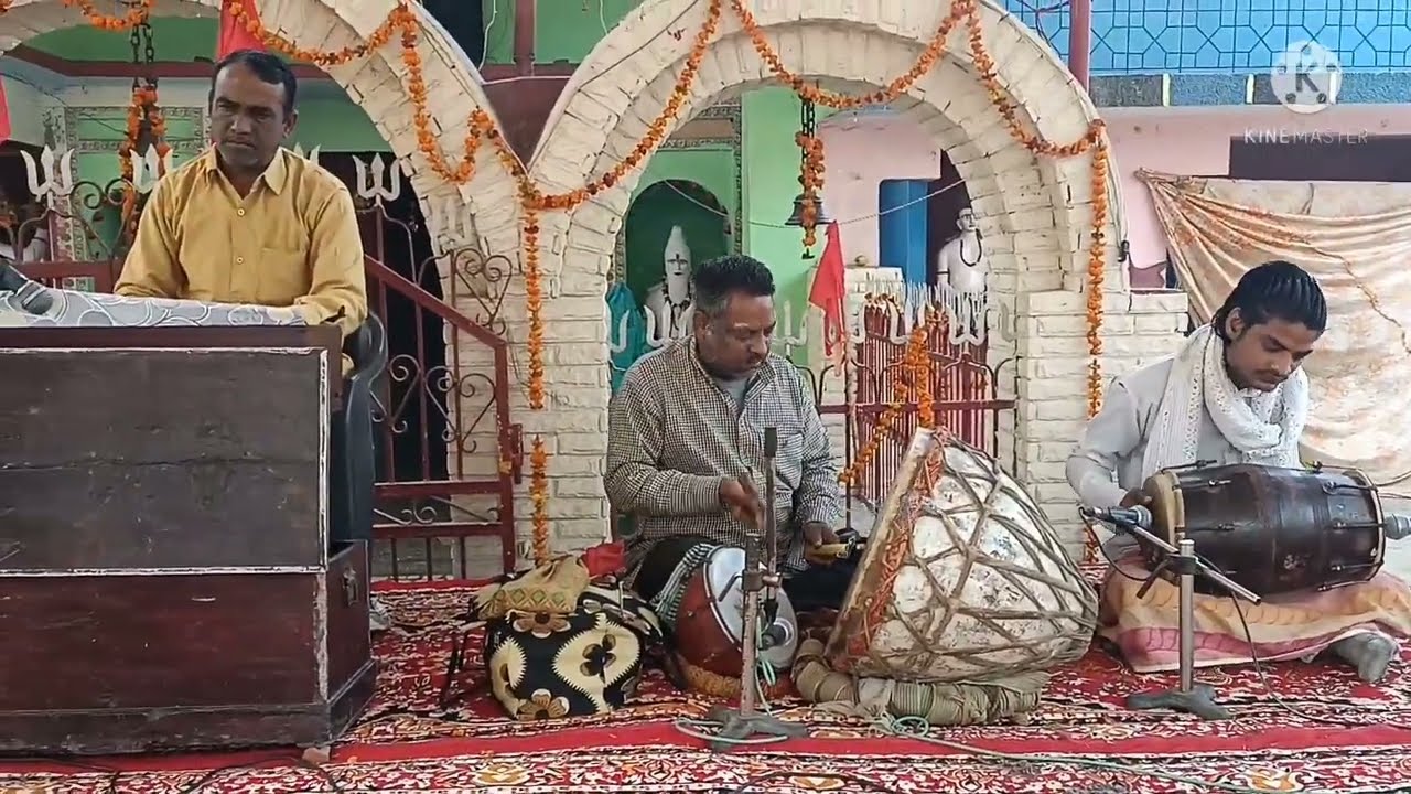 Nagma 3 taal 16 matra me ek chhoti si kosis dholak player Nitin Gwal Brijwashi ke nirdeshan me