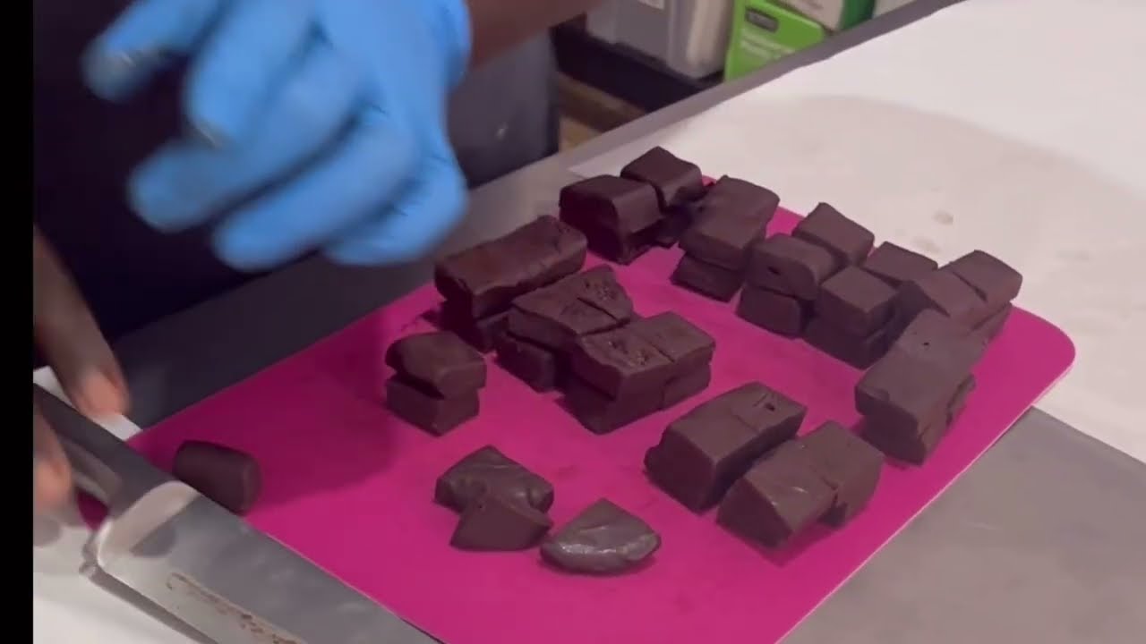 We made yummy chocolate fudge at Pure Chocolate Jamaica | Ann’s Happy Place🍫🍫 😋😋