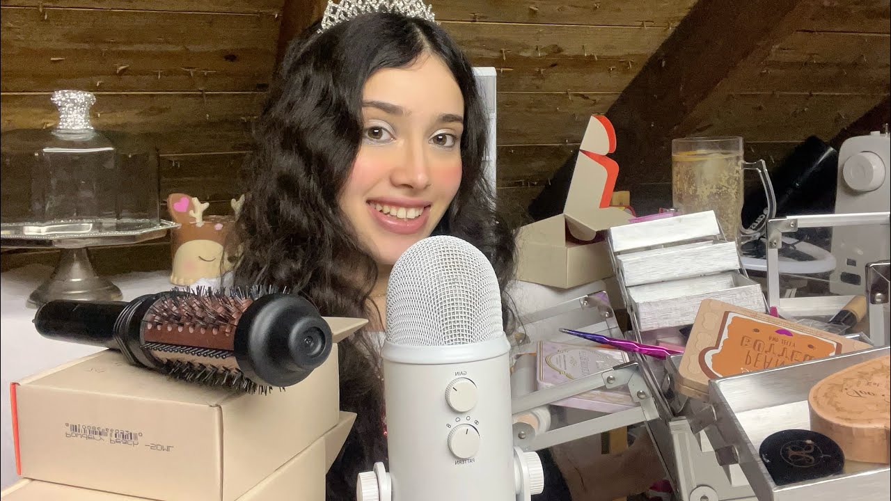 ASMR- TE PREPARO PARA TU BODA / TE HAGO EL MAQUILLAJE , EL PELO , TE PERFUMO CON DOSSIER