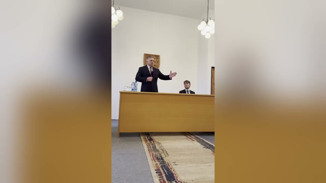 Premiér SR Robert Fico na diskusii so študentami v Modre | Aktuality