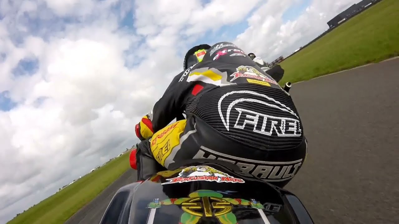 Piste Fontenay le comte 1.05 roulage Team racing 85 ZX10-R