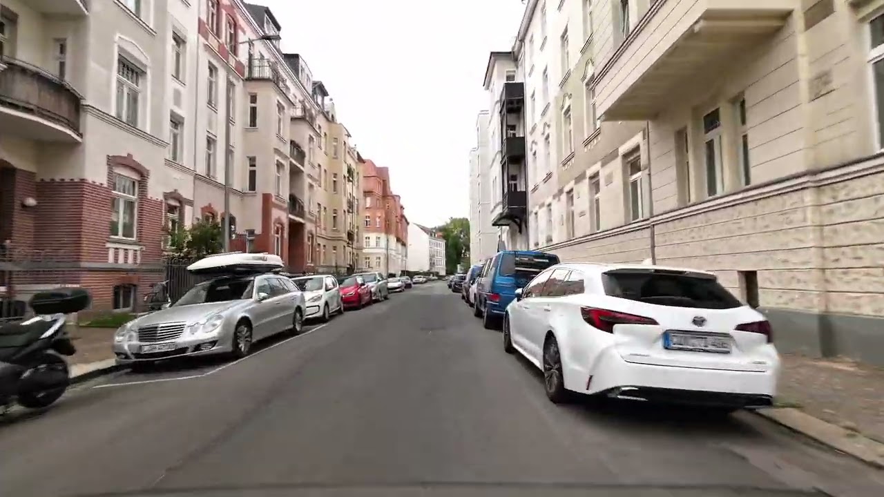 13 Minute Scenic Bike Ride Leipzig &ndash; Virtual Cycling Tour through Rosental Park 4K