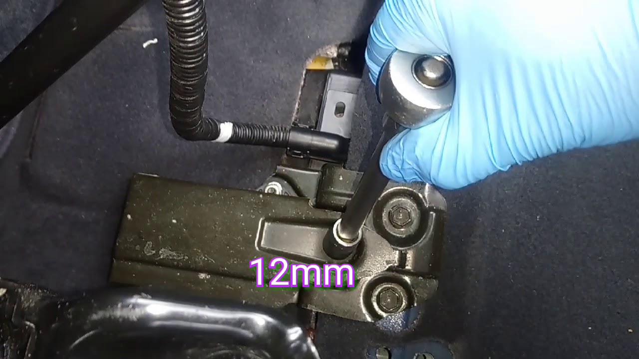 Toyota Corolla yaw rate sensor
