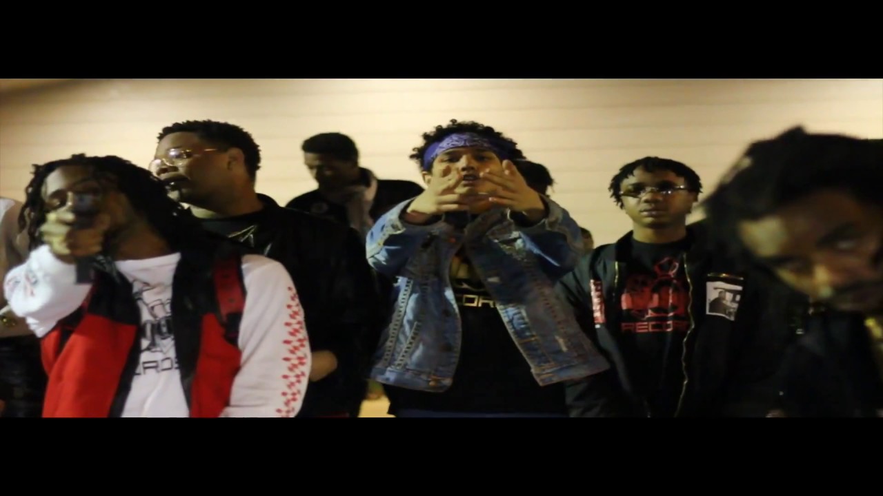 CashSquad Chris Ft  E Mozzy   Pistol Tight Remix (Jesiah Production)
