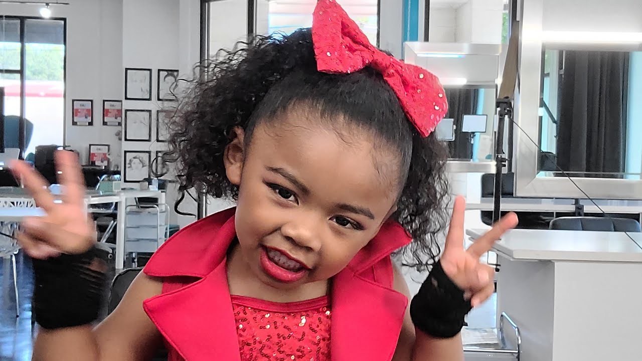Dance Recital Makeup for Toddlers & Young Kids