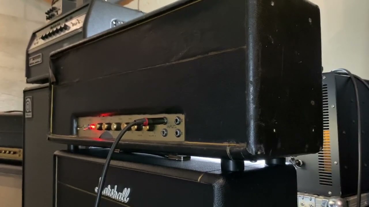 Marshall 1968 Super Lead Plexi 100W Cranked !