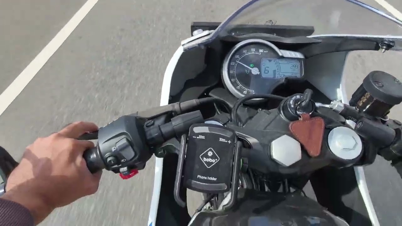 2025 triumph Thruxton 400 Raw sound video