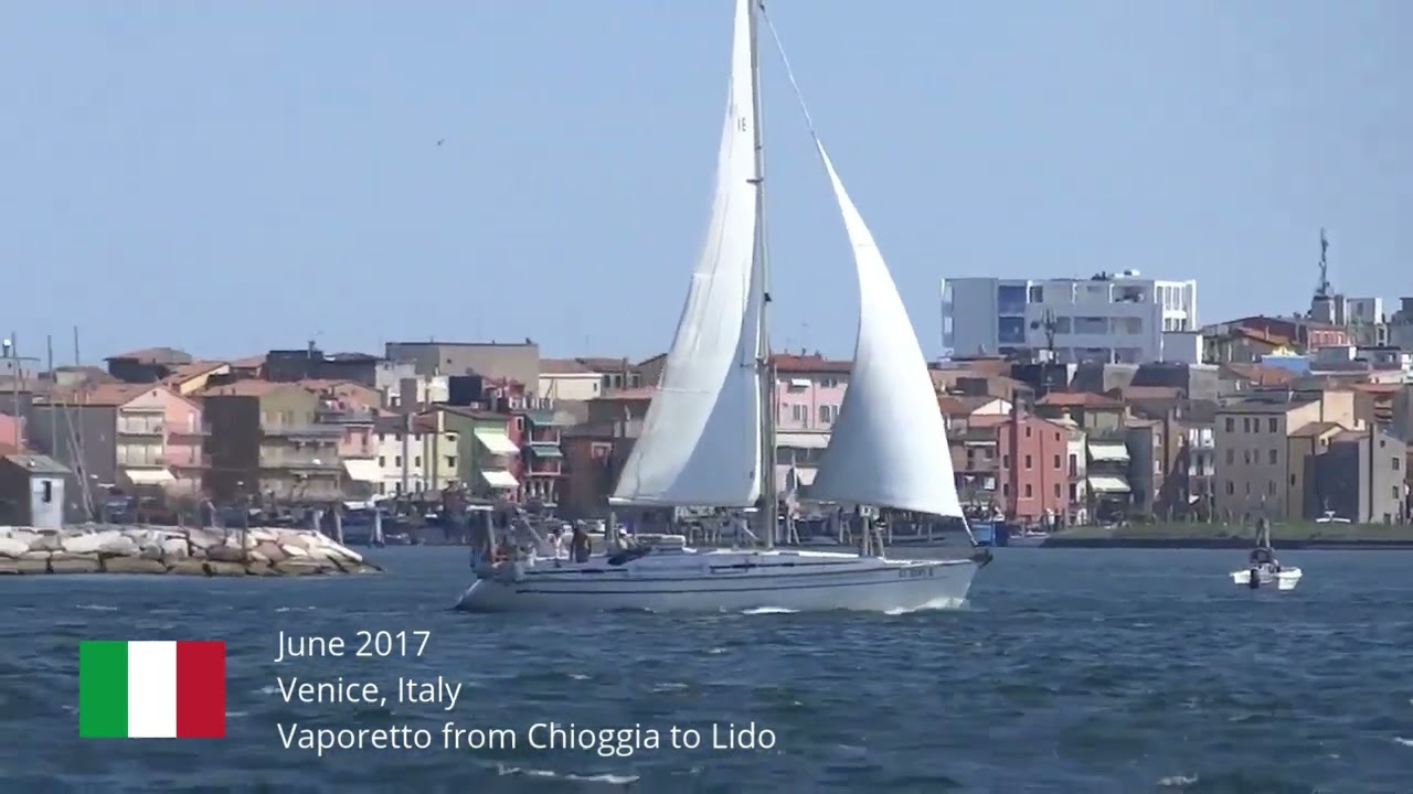 Venice, Italy /// Vaporetto from Chioggia to Lido /// Vodo Travel