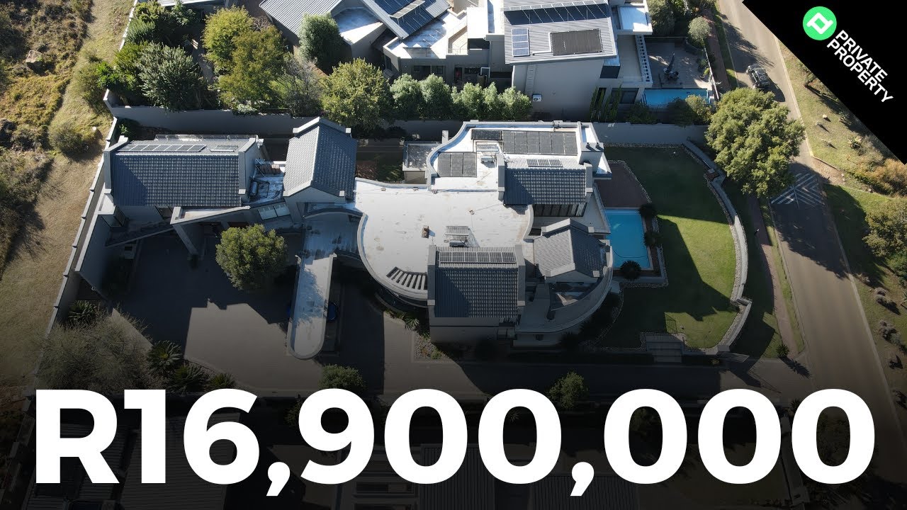 Live a Quiet and Luxurious Life in this Elegant Retreat Nestled in Nature