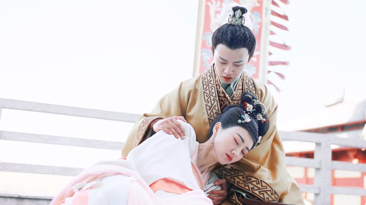 灰姑娘突然暈倒，王爺急壞了，沒成想竟是懷上了他的孩子，未來的皇帝！#中國電視劇 #movie #chinesedrama