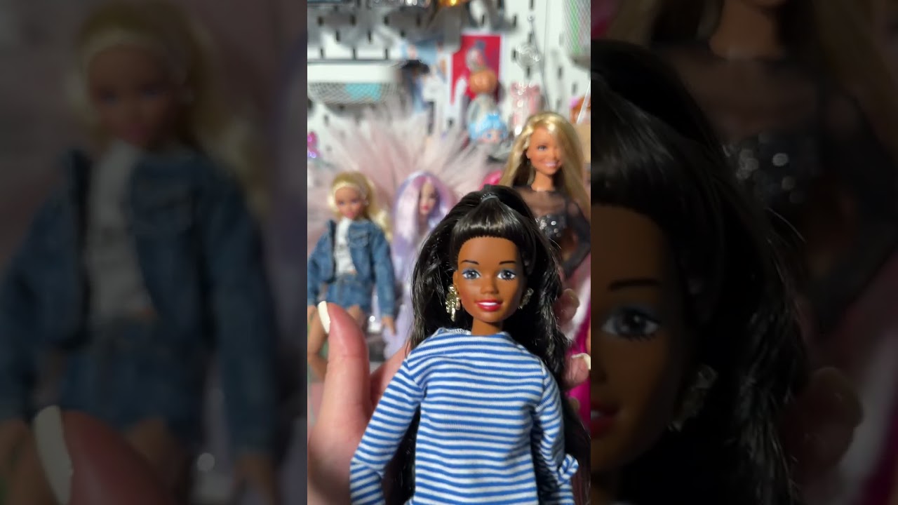 Продолжение коллекции Барби🩷, переодеваю Момоко в то что успела сшить