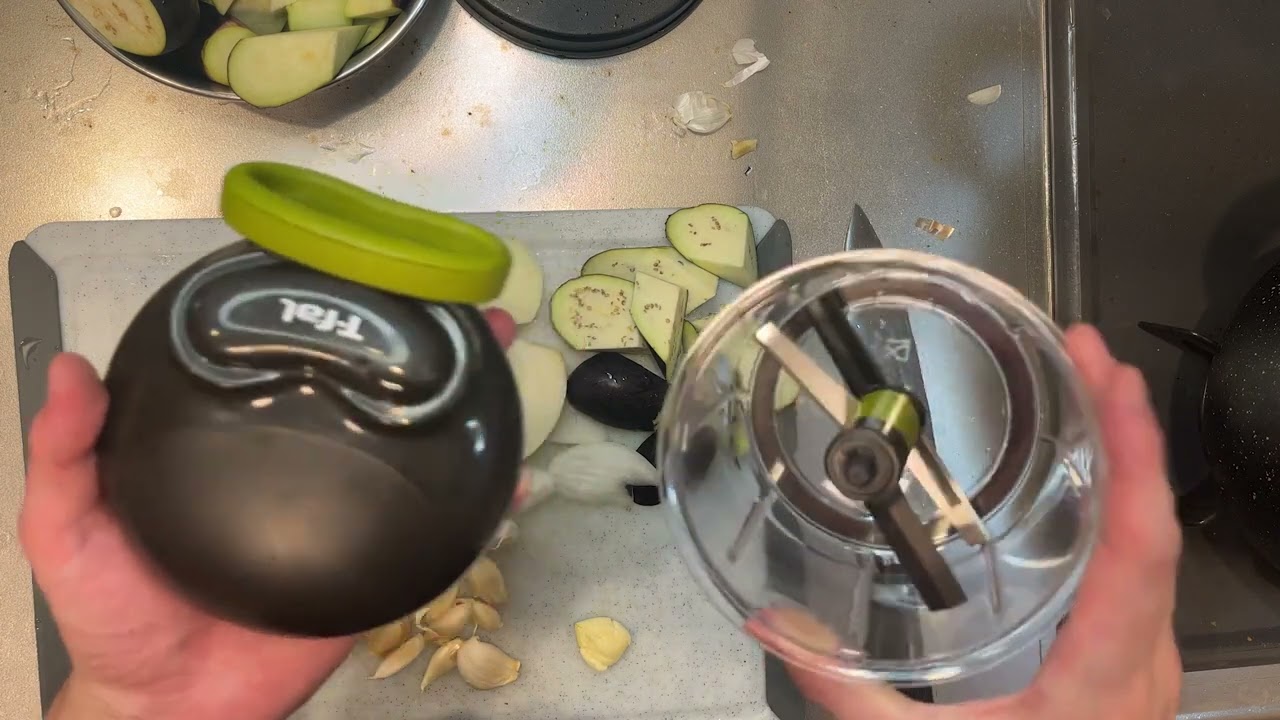 今夜は遂にトマト煮を作ります