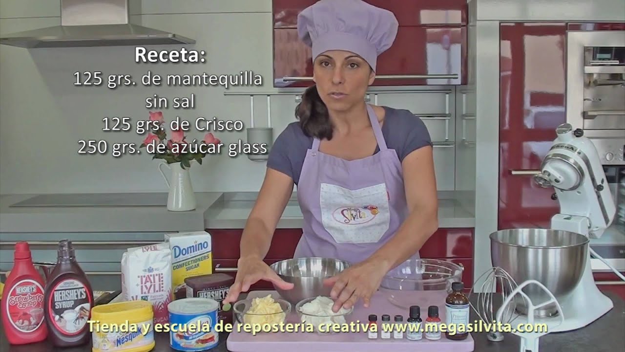 Buttercream, frosting o crema de mantequilla sencilla en KitchenAid. Megasilvita.com