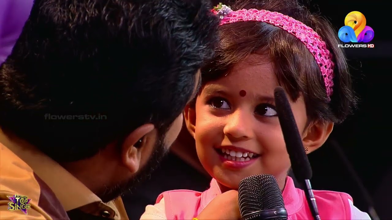 എം.ജി കുറെ നാളായിട്ട് ഒരു ഗായികയെ നോക്കി നടക്കുവാരുന്നു, ഇപ്പൊ കിട്ടി..😃