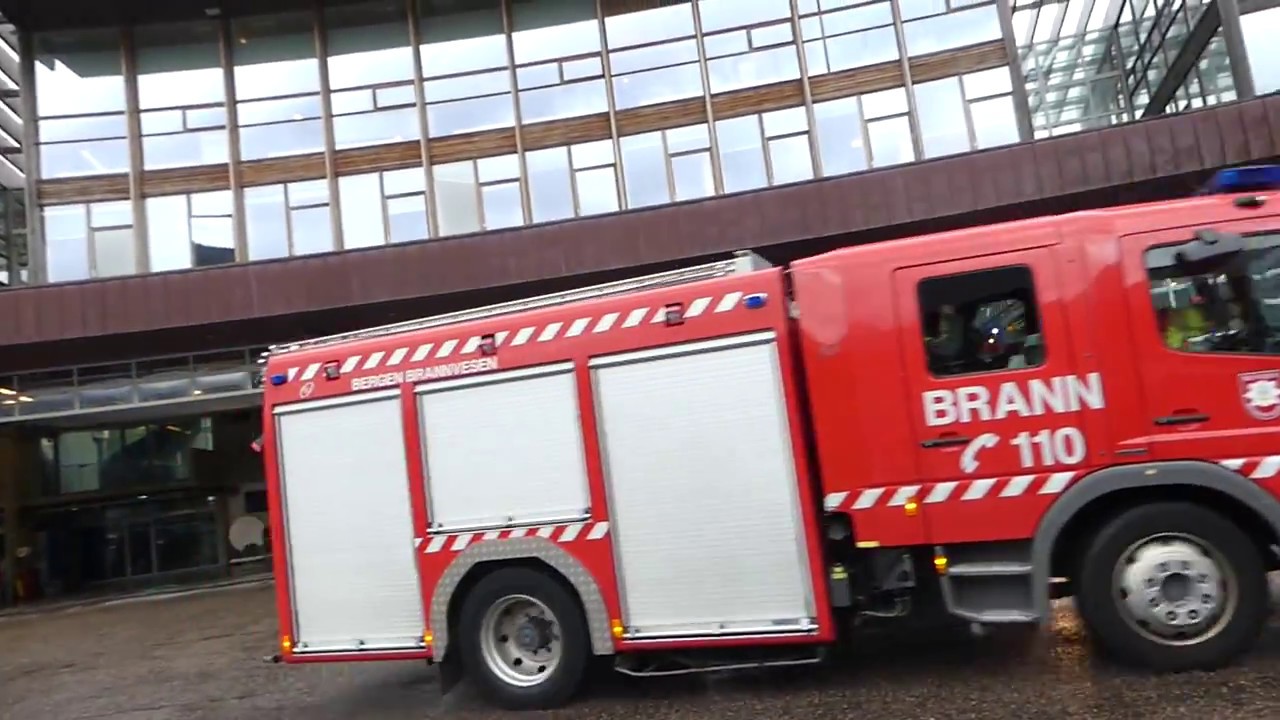 Bergen Fire Department responds to an emergency    Bergen Brannvesenet reagerer på en nødsituasjon