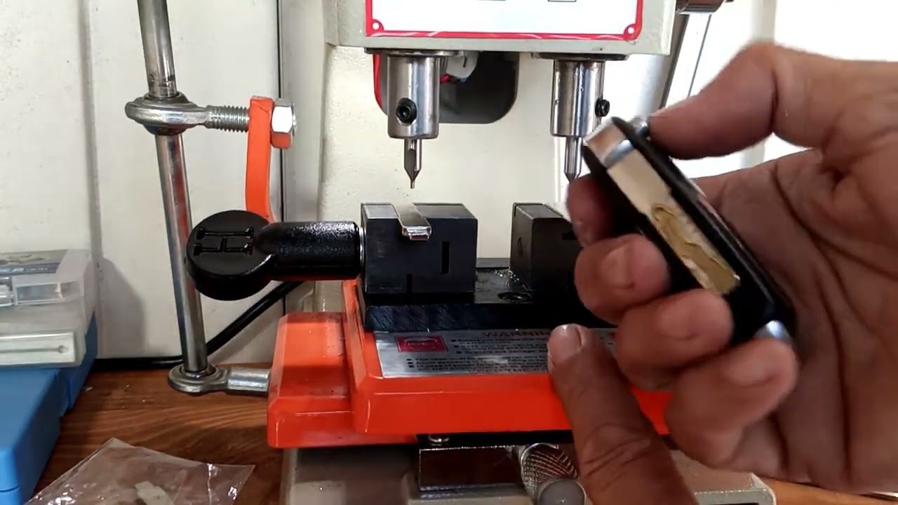 Como regular máquina de corte pantográfica #chaveiro #curso #manutenção #chave #ferramentas